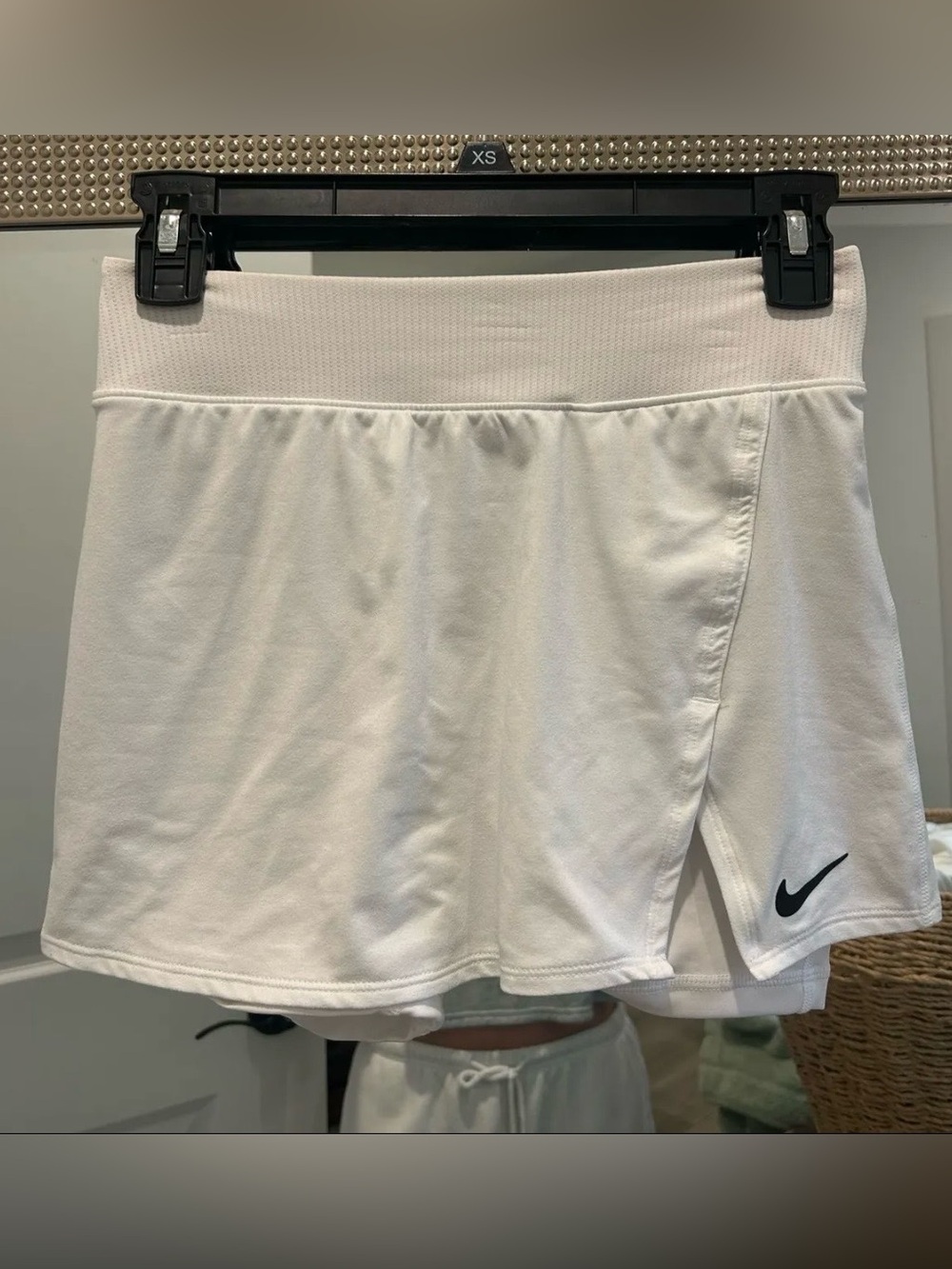 Nike Women’s White Athletic Skort with Built in Shorts Size XS